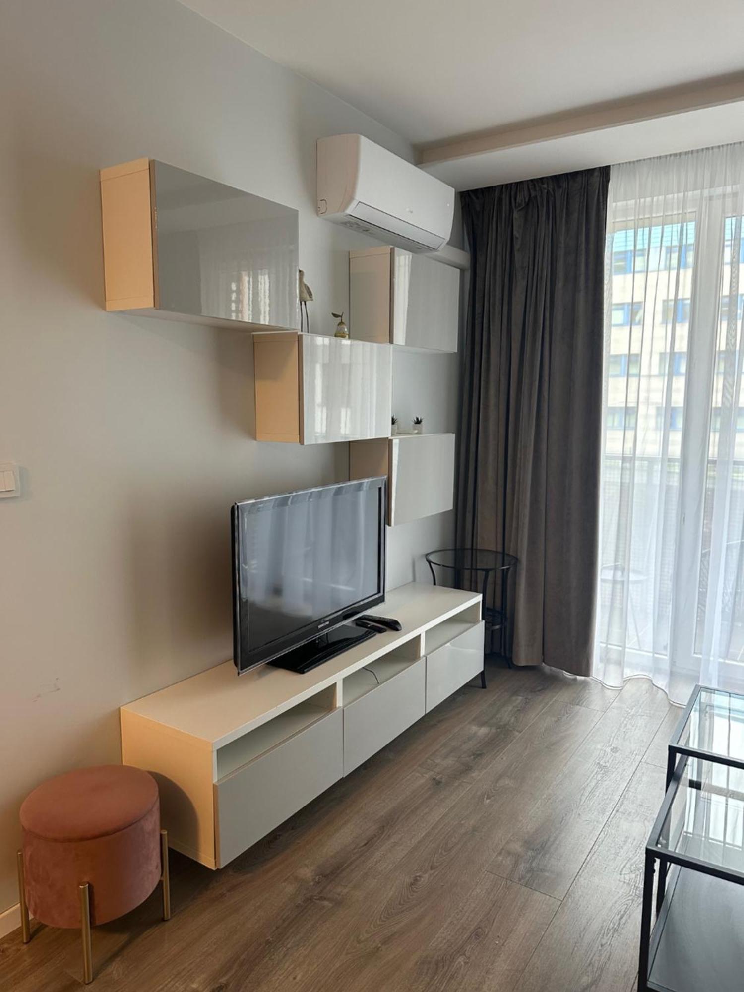 Modern Apartment Near To The Chopin'S Airport Cybernetyki 2A Warschau Exterior foto